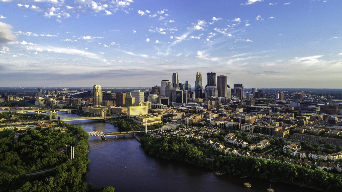 Panoramic Image of Minneapolis, MN